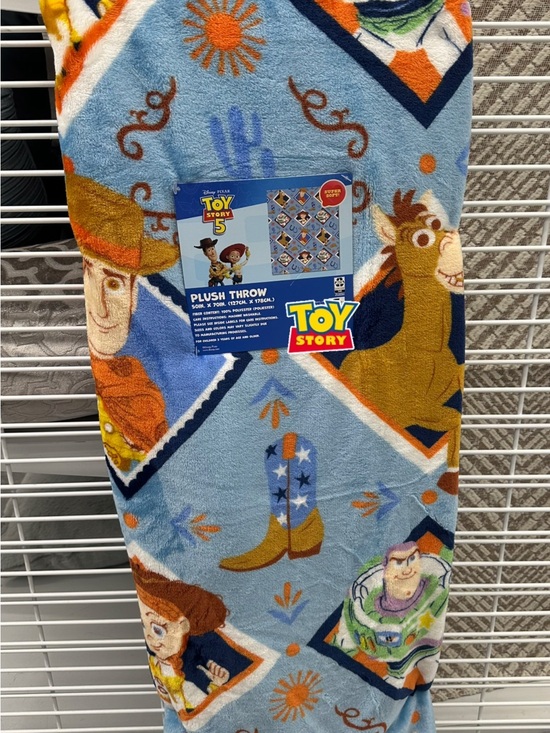 Disney Other - VIRAL Toy Story 5 Blanket
